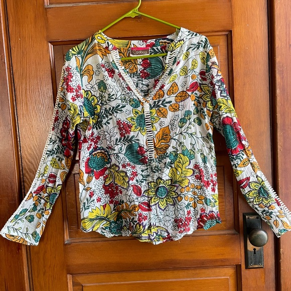 Antica Sartoria Tops - Cabiria Antica Sartoria Floral Blouse with lace cutouts